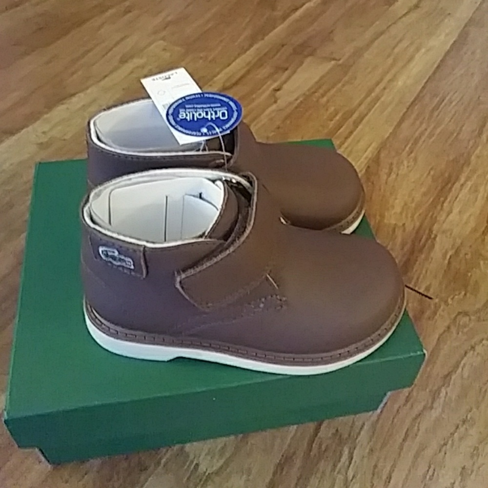 Shoe